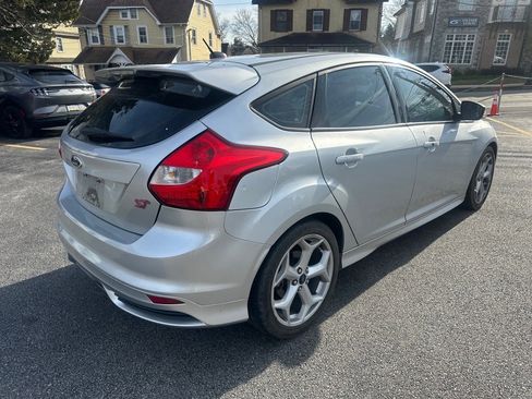 Used 2014 Ford Focus ST w/ Equipment Group 202A image 5
