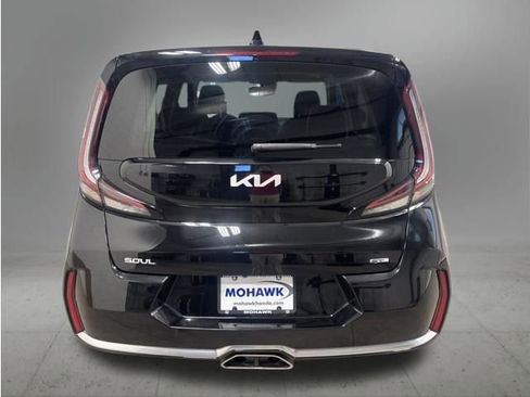 Used 2024 Kia Soul GT-Line w/ GT-Line Technology Package FWD image 4