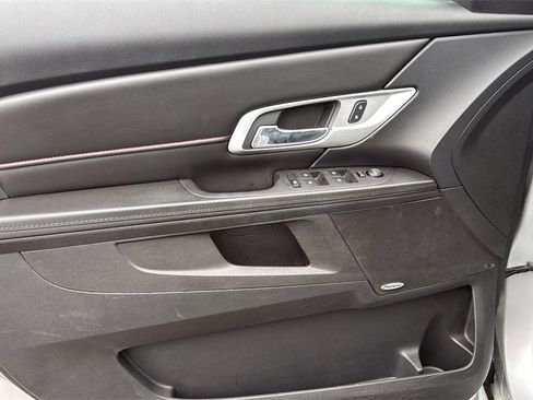 Used 2017 GMC Terrain SLT w/ Open Road Package image 24