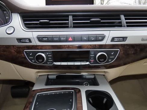 Used 2019 Audi Q7 2.0T Premium Plus w/ Premium Plus Package image 23