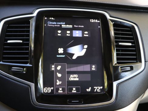 Used 2019 Volvo XC90 T8 Inscription w/ Advanced Package image 28