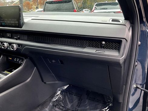 Used 2025 Honda CR-V Sport-L image 16