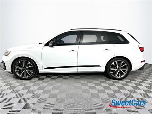 Used 2024 Audi SQ7 Premium Plus w/ Executive Package image 4
