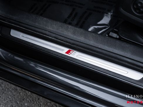 Used 2017 Audi A4 2.0T Premium w/ Convenience Package image 15