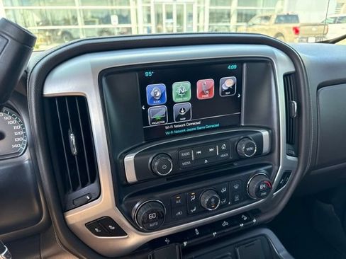 Used 2017 GMC Sierra 1500 SLT w/ SLT Premium Package AWD/4WD image 9
