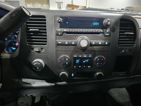 Used 2013 GMC Sierra 1500 SLE w/ Power Tech Package image 38