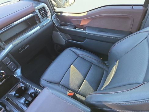 Used 2023 Ford F150 Lariat image 18