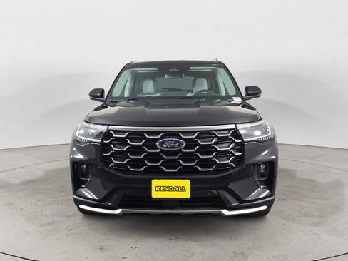 Used 2025 Ford Explorer Platinum w/ LUX Leather Package image 8