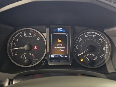Used 2023 Toyota Tacoma TRD Off-Road AWD/4WD image 25