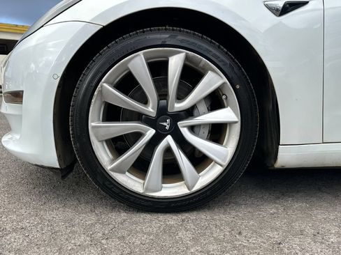 Used 2018 Tesla Model 3 Long Range AWD/4WD image 11