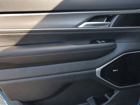 New 2026 Jeep Grand Wagoneer L Limited image 16