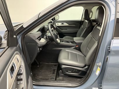 New 2026 Ford Explorer Active w/ Active Comfort Package