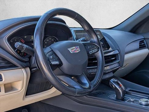 Used 2021 Cadillac CT5 Luxury image 8