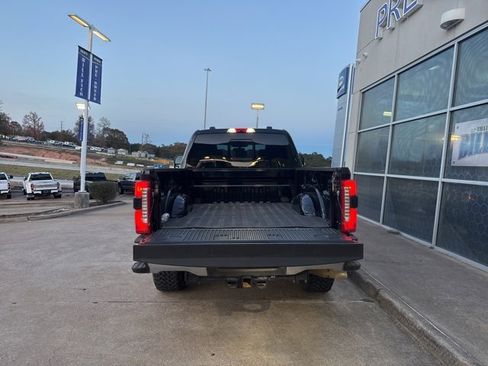 Used 2025 Ford F250 Lariat w/ Chrome Package image 7