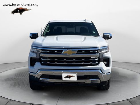 Used 2025 Chevrolet Silverado 1500 LTZ w/ LTZ Convenience Package II AWD/4WD image 8