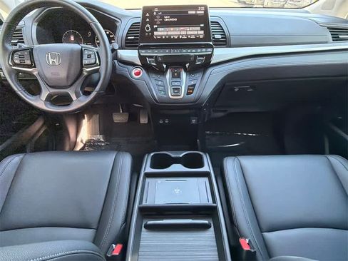 Used 2025 Honda Odyssey EX-L image 18