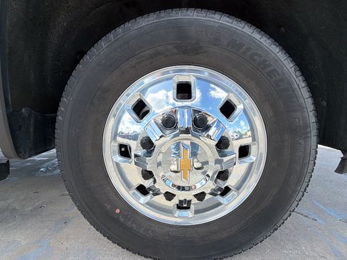 Certified 2024 Chevrolet Silverado 3500 High Country w/ High Country Premium Package AWD/4WD image 40
