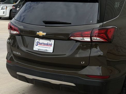 Used 2023 Chevrolet Equinox LT FWD image 6