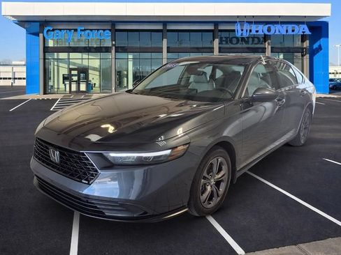 Certified 2023 Honda Accord EX image 4