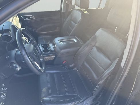 Used 2019 GMC Yukon XL Denali AWD/4WD image 11
