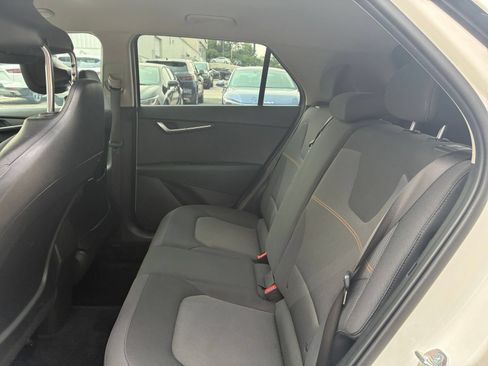 Used 2026 Kia Niro LX FWD image 21