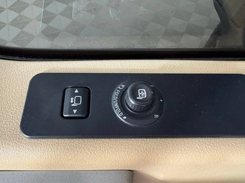 Used 2016 Ford F250 Lariat AWD/4WD image 19