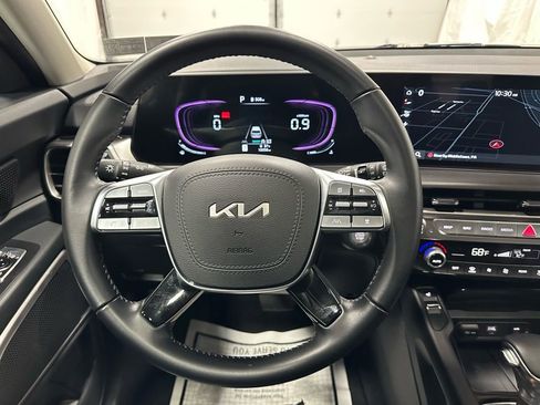 Used 2025 Kia Telluride S image 18