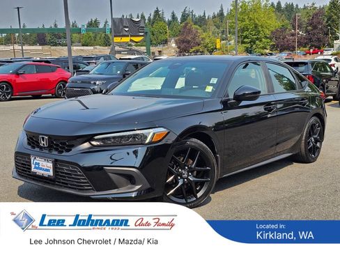 Used 2024 Honda Civic Sport Touring image 1