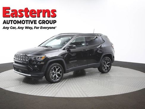 Used 2025 Jeep Compass Limited AWD/4WD image 52