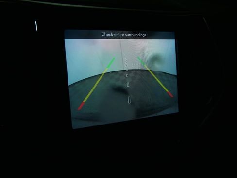 Used 2022 Jeep Cherokee Limited image 31