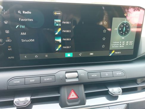 New 2025 Kia K4 EX image 23