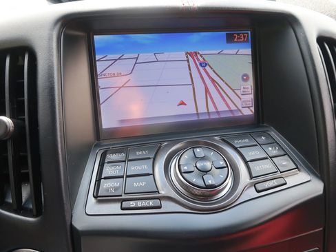 Used 2019 Nissan 370Z NISMO RWD image 27