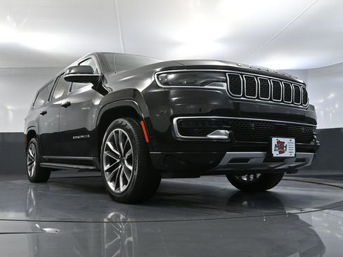 Used 2024 Jeep Wagoneer L Series II w/ Premium Group I image 61