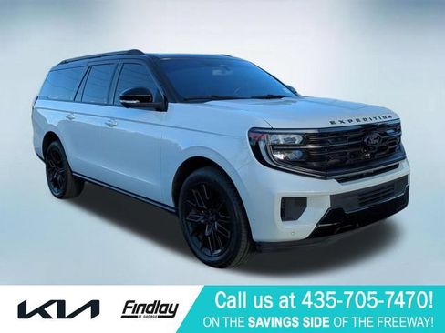 Used 2025 Ford Expedition Max Platinum w/ Stealth Performance Package AWD/4WD image 9