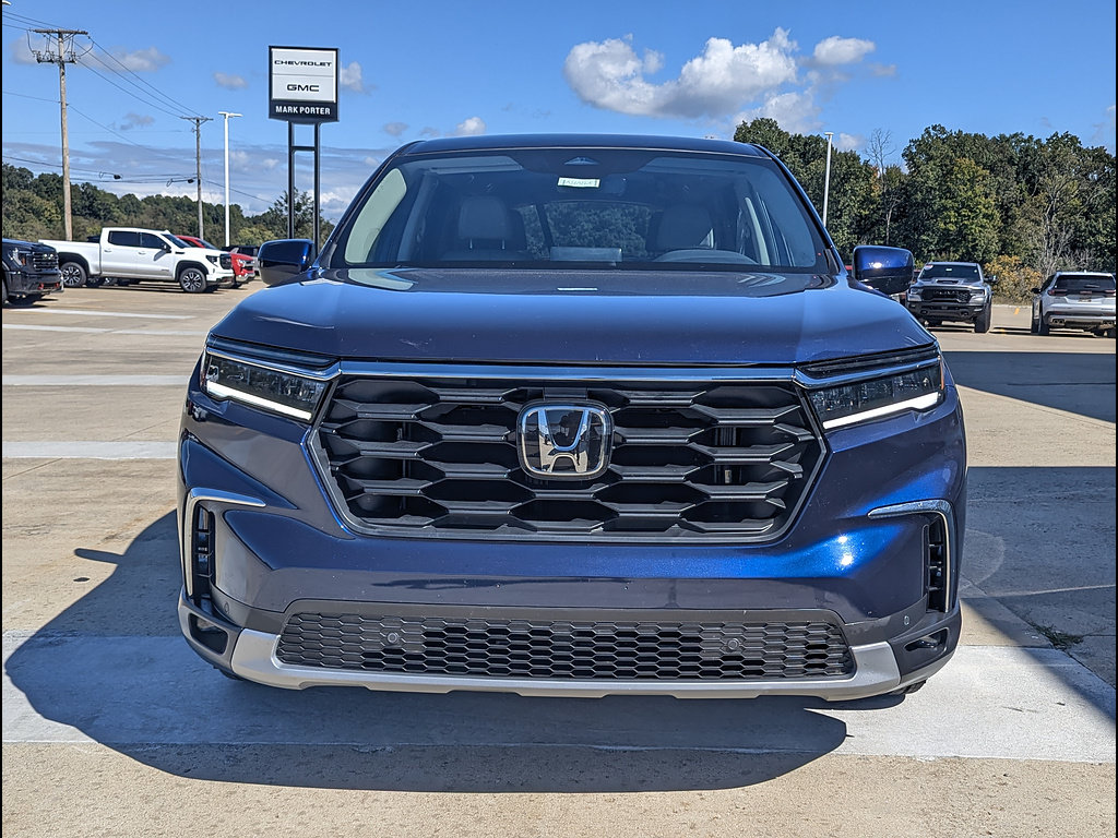 Used 2025 Honda Pilot EX-L image 11