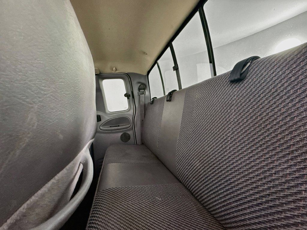 Used 2001 Dodge Ram 1500 Truck 2WD Quad Cab image 24