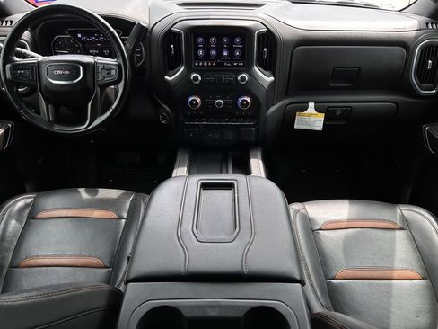 Used 2022 GMC Sierra 1500 AT4 w/ AT4 Premium Package image 11