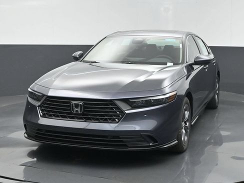 New 2025 Honda Accord EX-L image 2