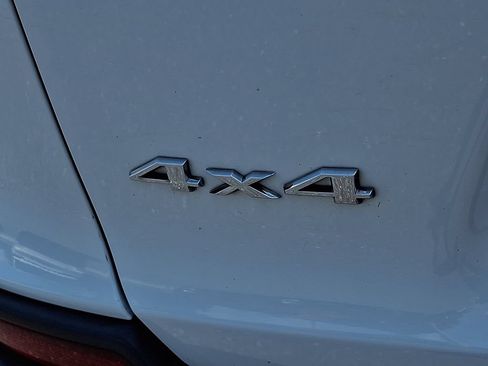 Used 2019 Jeep Cherokee Limited AWD/4WD image 33
