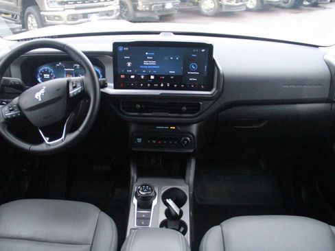 Certified 2025 Ford Bronco Sport Badlands image 15