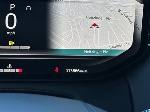 Used 2024 Land Rover Range Rover SE image 34