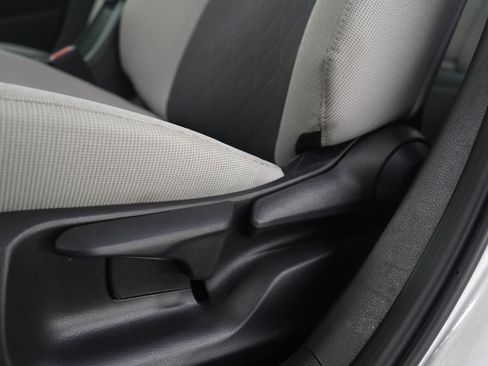 Used 2026 Toyota Corolla LE image 19