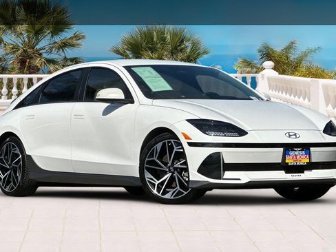 Used 2023 Hyundai Ioniq 6 SEL image 2