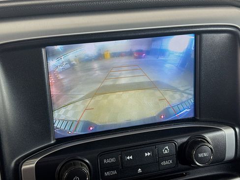 Used 2018 GMC Sierra 1500 SLE w/ SLE Value Package image 19