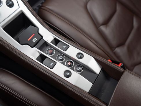 Used 2015 McLaren 650S Spider image 20