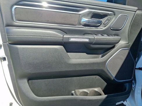 Used 2021 RAM 1500 Laramie AWD/4WD image 12