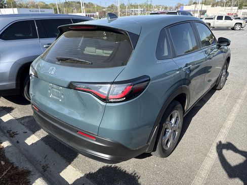 Used 2025 Honda HR-V LX image 11