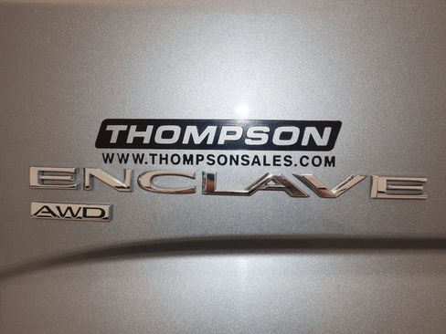 Used 2024 Buick Enclave Premium image 36