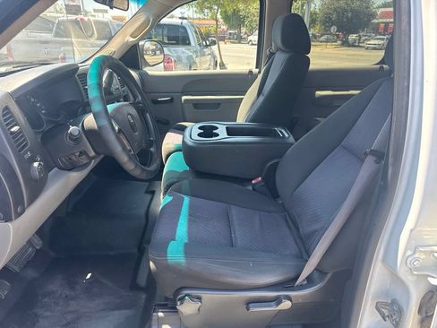 Used 2011 Chevrolet Silverado 1500 W/T RWD image 8