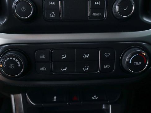 Used 2022 Chevrolet Colorado LT w/ Redline Special Edition image 38